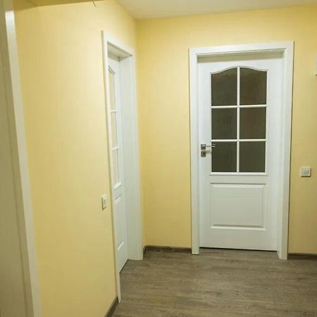 Iulian Apartment Braila Bagian luar foto